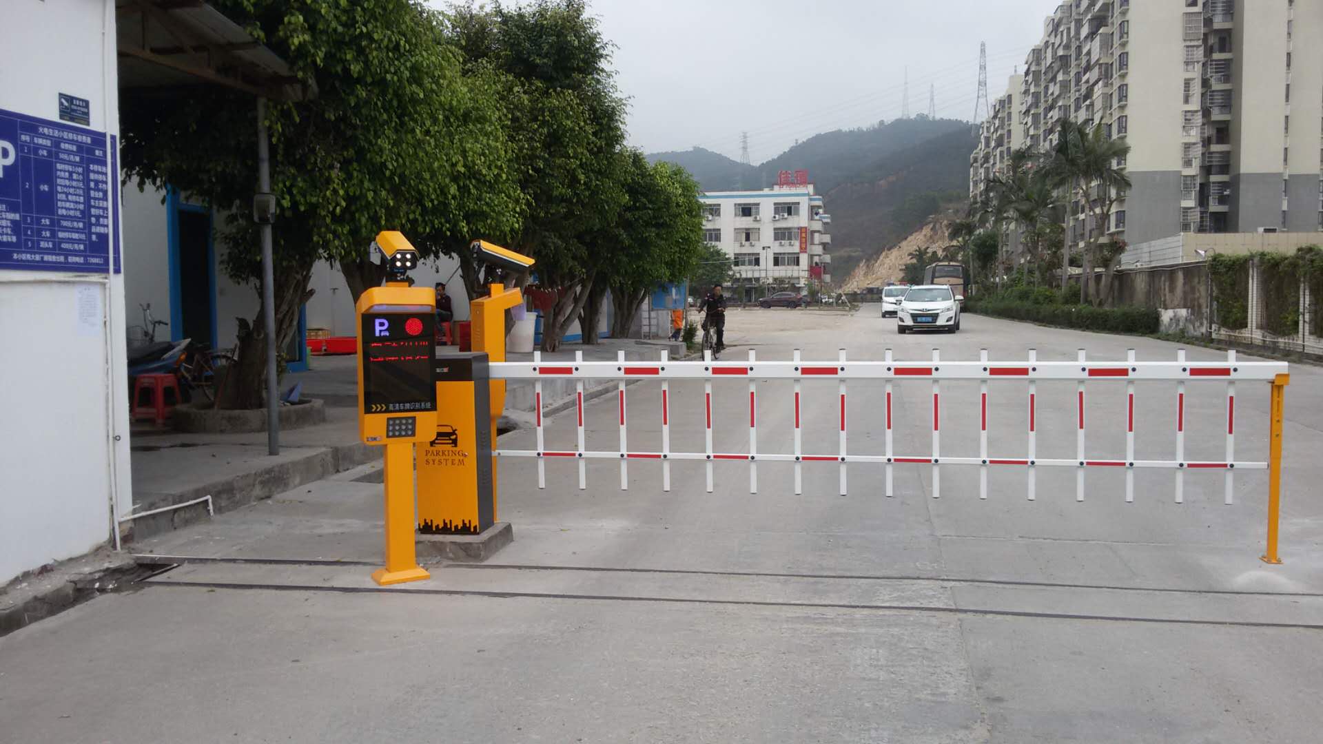 廣東珠海南水鎮(zhèn)車(chē)牌識(shí)別系統(tǒng)